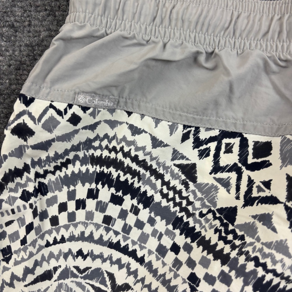 COLUMBIA Women’s Sandy River Shorts Grey/White/Black Water shorts size: XL - Picture 3 of 9